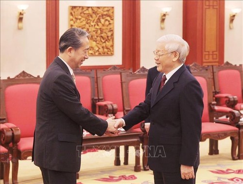 Nguyên Phú Trong reçoit l’ambassadeur chinois au Vietnam   - ảnh 1