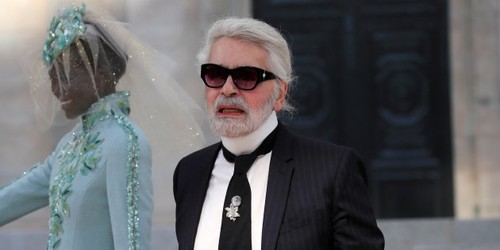 Lunettes noires sur la mode: Karl Lagerfeld est mort - ảnh 1