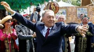 Le président du Kazakhstan démissionne après 30 ans au pouvoir - ảnh 1