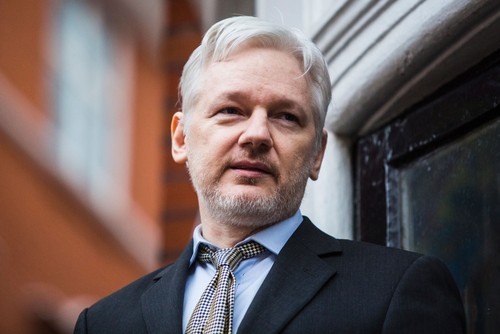 Assange arrêté : l'Équateur se dit victime de 40 millions de cyberattaques - ảnh 1