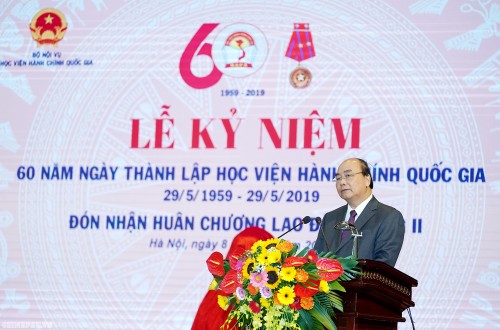 Nguyên Xuân Phuc au 60e anniversaire de l’Académie nationale de l’administration publique - ảnh 1