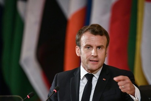 Pour Macron, "l’Europe doit dialoguer avec la Russie" - ảnh 1