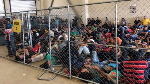 Aux États-Unis, des centres pour migrants aux conditions “effroyables”  - ảnh 1