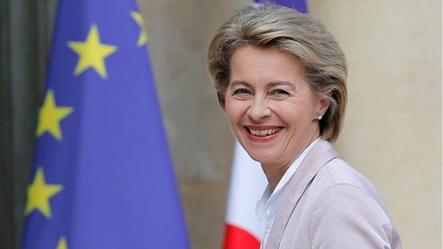 Ursula von der Leyen élue à la présidence de la Commission européenne - ảnh 1