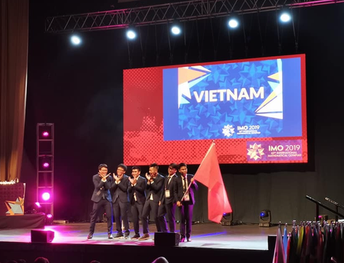 Deux médailles d’or pour le Vietnam lors des Olympiades internationales de mathématiques 2019 - ảnh 1