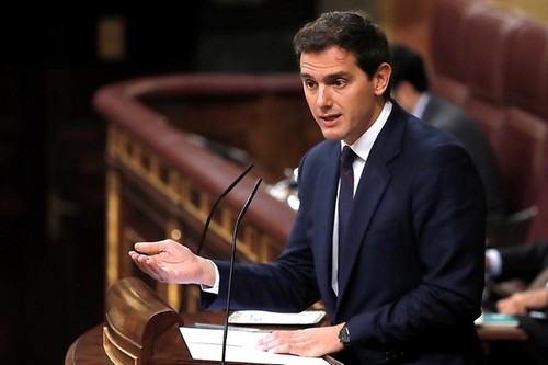 Espagne: le roi consulte pour tenter de lever le blocage politique - ảnh 1