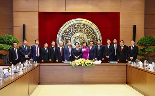 Nguyên Thi Kim Ngân reçoit les représentants de la diplomatie vietnamienne - ảnh 1