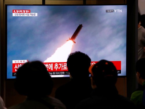 Pyongyang qualifie de succès l'essai d'un «lance-roquettes multiple» - ảnh 1