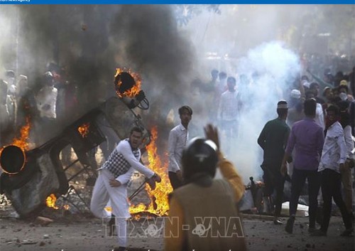 Inde: le bilan s’alourdit à New Delhi où les violences continuent  - ảnh 1