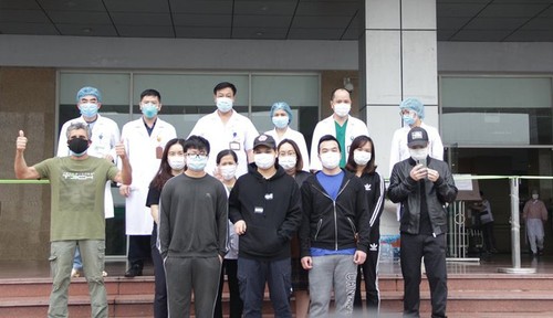 Covid-19: Dix nouveaux patients guéris au Vietnam - ảnh 1