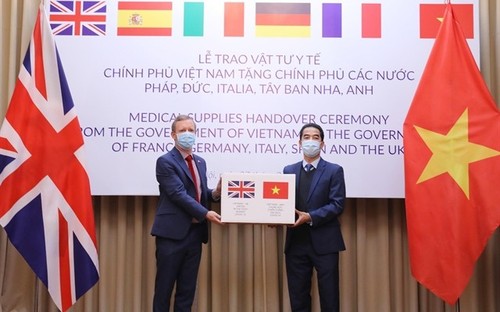 Covid-19: The Diplomat apprécie les soutiens du Vietnam en faveur de l’UE  - ảnh 1
