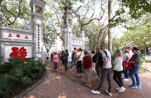Covid-19: Réouverture de plusieurs sites touristiques à Hanoï - ảnh 1