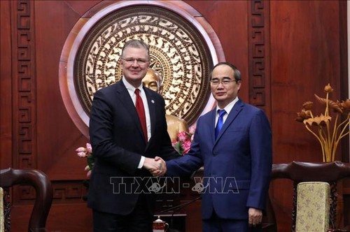 Nguyên Thiên Nhân rencontre l’ambassadeur américain au Vietnam  - ảnh 1