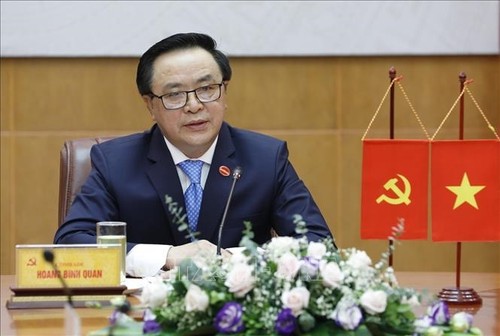 Vietnam-Chine : entretien entre des responsables des deux Partis communistes - ảnh 1
