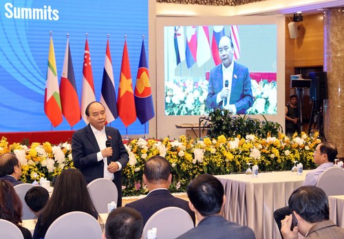 Ouverture officielle du 37e sommet de l’ASEAN - ảnh 1