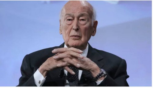 Valéry Giscard d’Estaing, ancien président français, est mort - ảnh 1