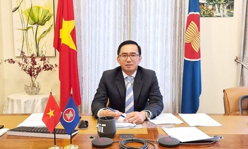 Trân Duc Binh, secrétaire général adjoint de l’ASEAN - ảnh 1