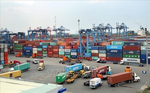 Import-export: un chiffre d’affaire de 103,9 milliards de dollars pendant les 4 premiers mois de 2021 - ảnh 1