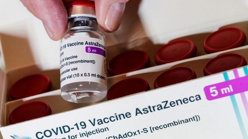 Près de 660.000 doses supplémentaires du vaccin d'AstraZeneca arrivées au Vietnam - ảnh 1
