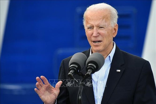 États-Unis: le Congrès repousse le vote sur le volet social et climatique des plans d'investissements de Joe Biden - ảnh 1