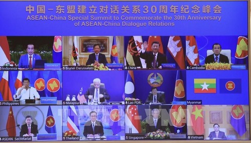 Des ministres des Affaires étrangères aséaniens en Chine - ảnh 1