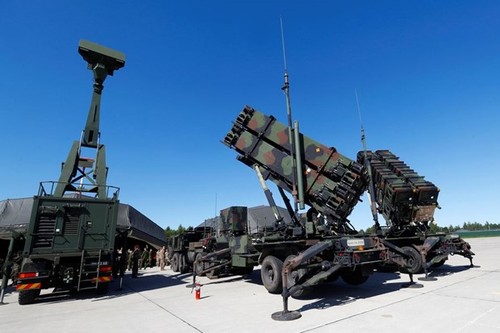 OTAN commence le déploiement de missiles Patriot en Slovaquie - ảnh 1