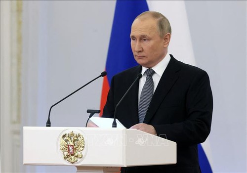 Vladimir Poutine fait miroiter des conséquences “catastrophiques” pour l’énergie face aux sanctions - ảnh 1