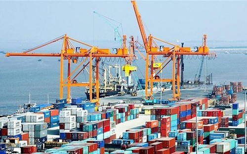 Import-export: un chiffre d’affaires de 674 milliards de dollars en 11 mois - ảnh 1