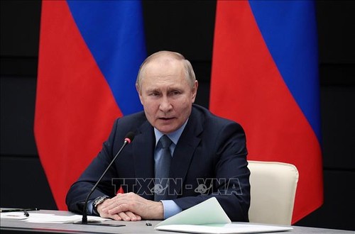 Conflit en Ukraine: Poutine dit vouloir négocier - ảnh 1