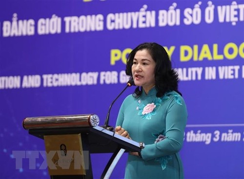 Dialogue sur l’égalité des sexes dans la transition numérique au Vietnam - ảnh 1