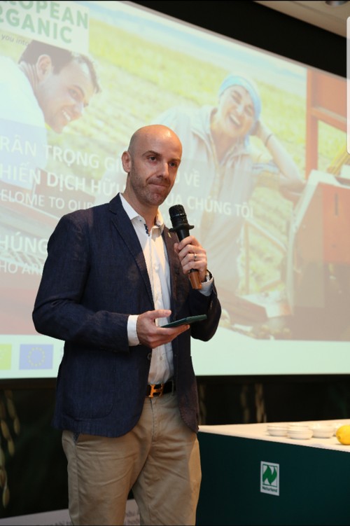 Colloque: «Les saveurs organiques européennes au Vietnam - l’avenir de l’agriculture organique» - ảnh 1