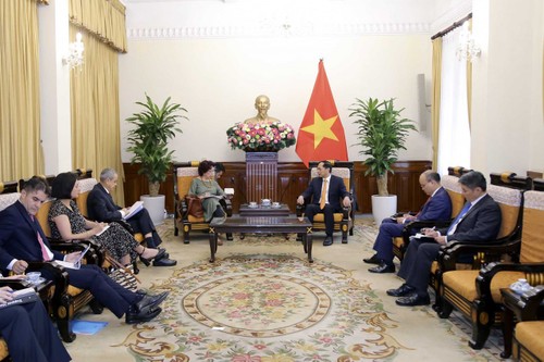 Bùi Thanh Son reçoit la vice-ministre des Affaires étrangères du Mexique - ảnh 1