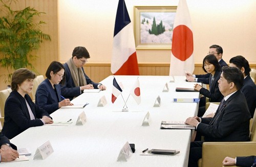 La France et le Japon promeuvent la coopération sécuritaire dans l’Indo-Pacifique - ảnh 1