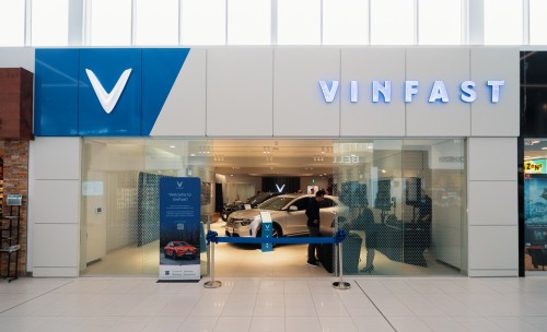 Inauguration du premier magasin de VinFast à Vancouver - ảnh 1