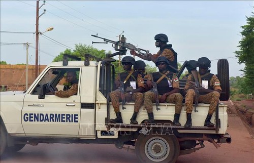 Burkina Faso: 33 soldats tués lors d’une nouvelle attaque djihadiste - ảnh 1