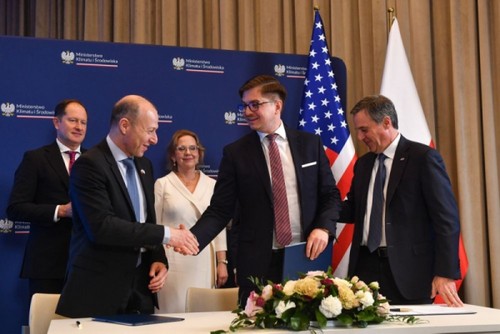 Accord de coopération entre la Pologne et les États-Unis pour la construction d'une centrale nucléaire - ảnh 1