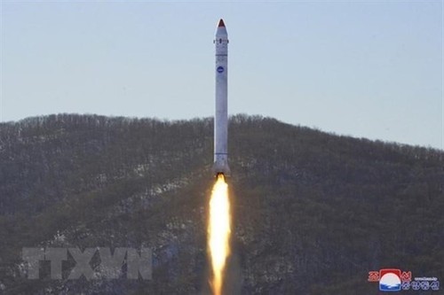 Pyongyang affirme avoir lancé un satellite spatial - ảnh 1