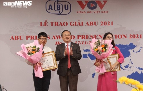 La Voix du Vietnam, lauréate de plusieurs grands prix  - ảnh 1