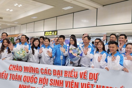 Ouverture du Congrès national de l’Association des étudiants vietnamiens - ảnh 1