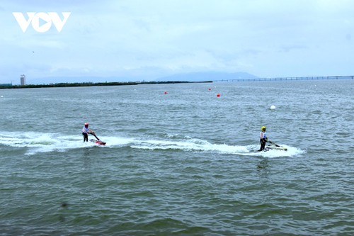 Le Championnat du monde de jet ski UIM-ABP fait des vagues à Binh Dinh - ảnh 3