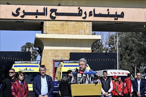 Antonio Guterres en appel à Israël pour lever les obstacles à l'aide humanitaire à Gaza - ảnh 1