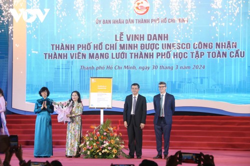Hô Chi Minh-Ville rejoint le Réseau mondial des villes apprenantes de l’UNESCO - ảnh 1