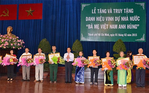 В г.Хошимине отмечали 85-летие образования Коммунистической Партии Вьетнама - ảnh 1
