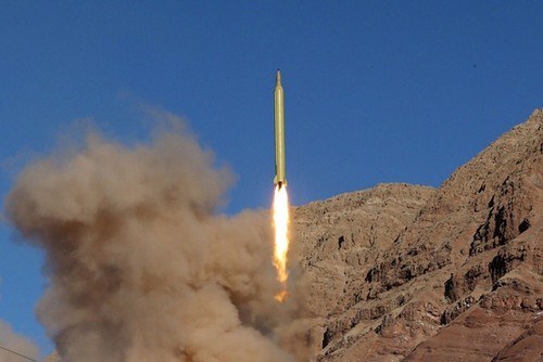Иран подтвердил решимость развивать баллистическую ракету - ảnh 1