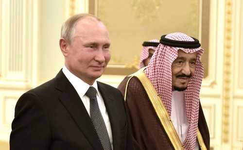 Россия и Саудовская Аравия договорились продолжить сотрудничество в рамках ОПЕК+ - ảnh 1