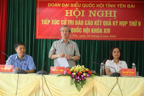 Постоянный член Секретариата ЦК КПВ Чан Куок Выонг провел встречу с избирателями Иенбай - ảnh 1