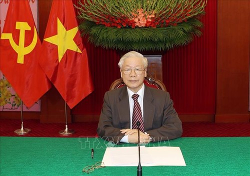Вьетнам придает важное значение активизации отношений всеобъемлющего стратегического партнерства с РФ - ảnh 1
