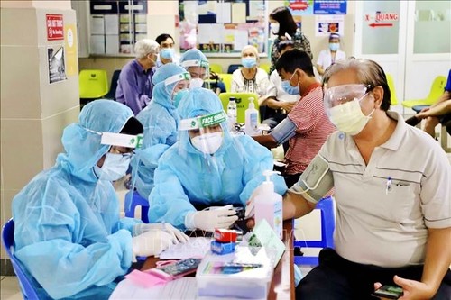 Утром 28 июля во Вьетнаме выявлены 2 858 новых случаев заражения COVID-19 внутри страны - ảnh 1