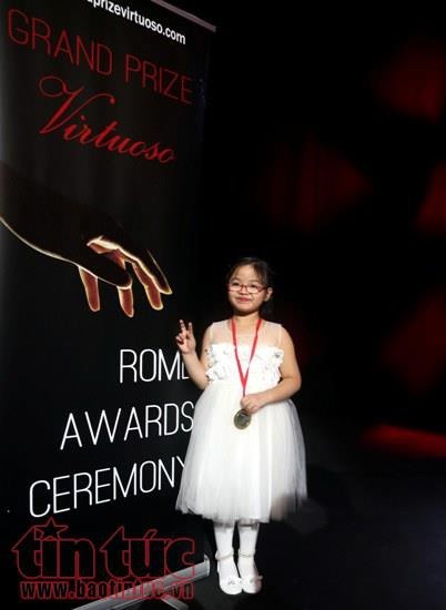 미국  국제 피아노 콩쿠르서 우승한  베트남 소녀 - ảnh 1