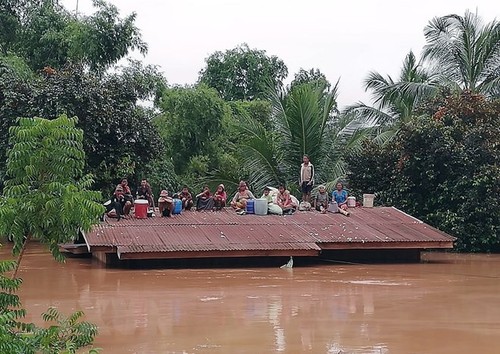 베트남, 라오스 동남부 댐 붕괴 피해자 지원 - ảnh 1